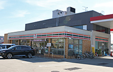 セブンイレブン上福岡店